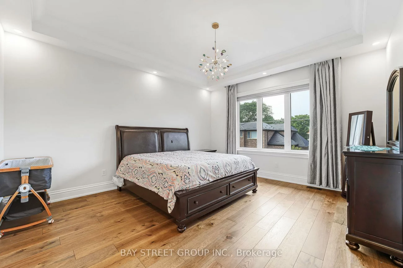 442, Sherin, 1020 - WO West, Oakville