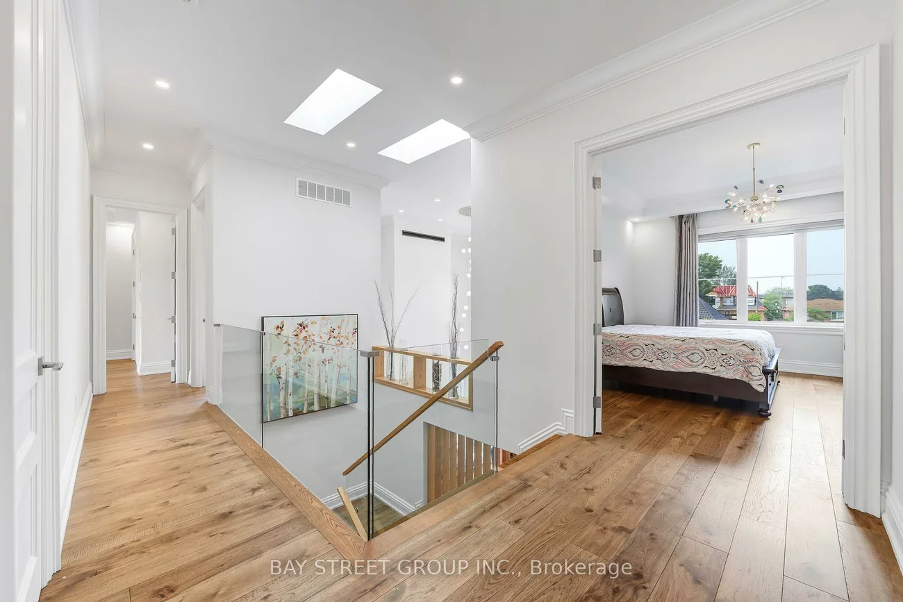 442, Sherin, 1020 - WO West, Oakville
