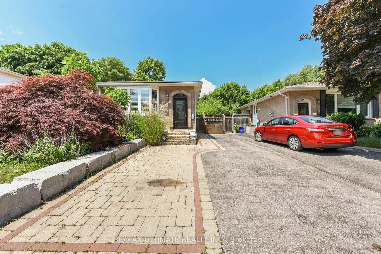 89, Mccraney, 1003 - CP College Park, Oakville