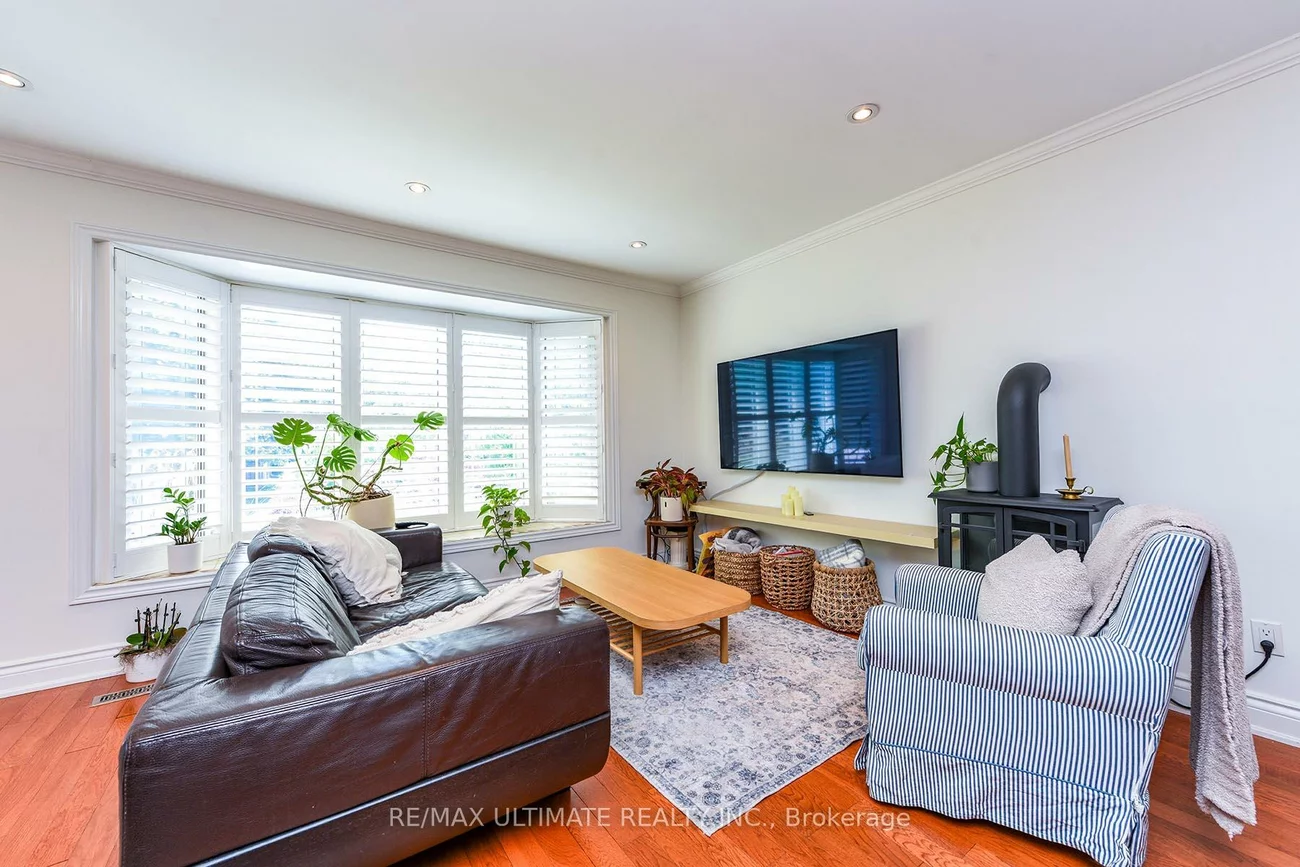 89, Mccraney, 1003 - CP College Park, Oakville