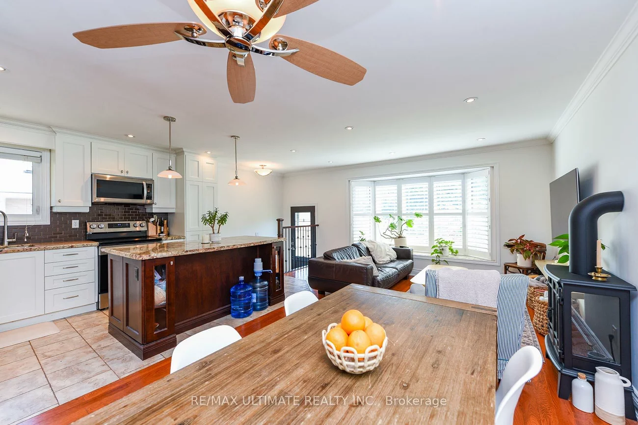 89, Mccraney, 1003 - CP College Park, Oakville