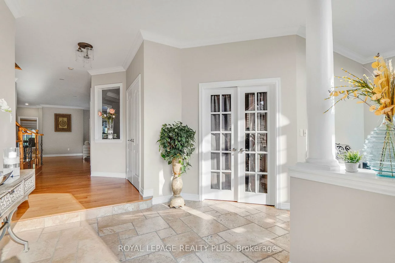 2376, Valley Forest, 1015 - RO River Oaks, Oakville