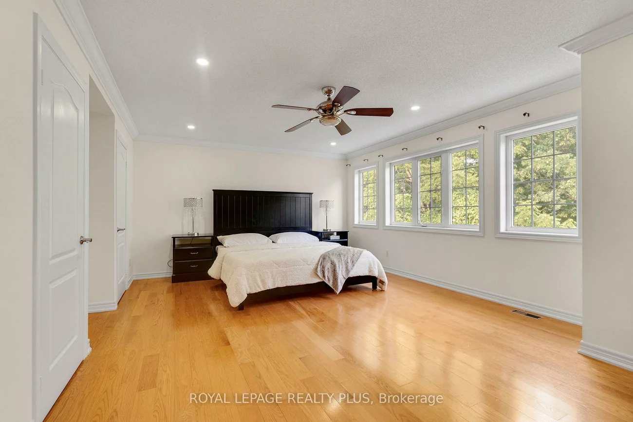 2376, Valley Forest, 1015 - RO River Oaks, Oakville