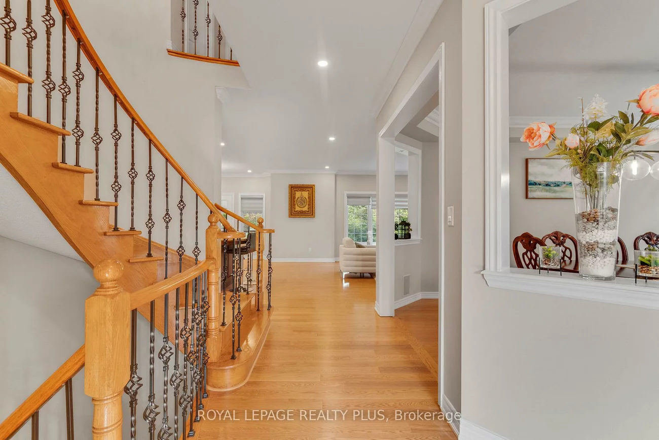 2376, Valley Forest, 1015 - RO River Oaks, Oakville
