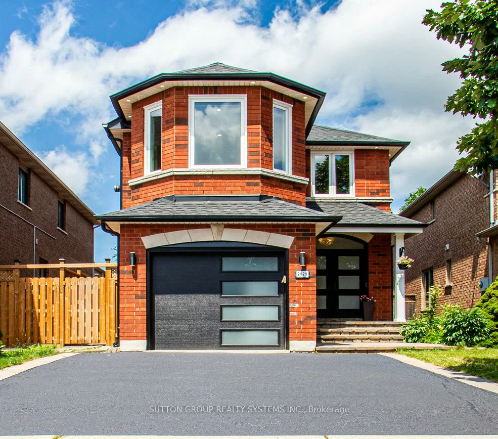 2029, Westmount, 1019 - WM Westmount, Oakville