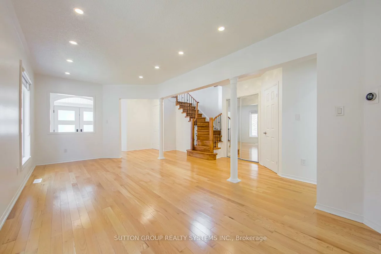 2029, Westmount, 1019 - WM Westmount, Oakville