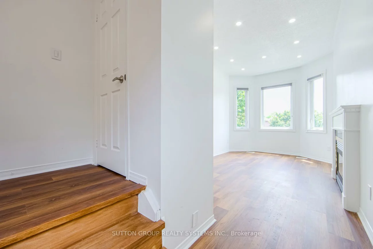 2029, Westmount, 1019 - WM Westmount, Oakville