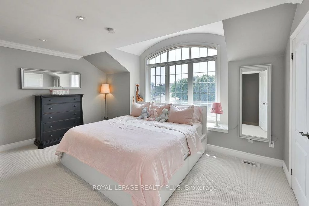 3321, Springflower, 1001 - BR Bronte, Oakville
