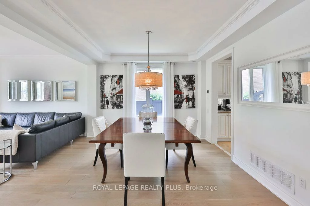 3321, Springflower, 1001 - BR Bronte, Oakville