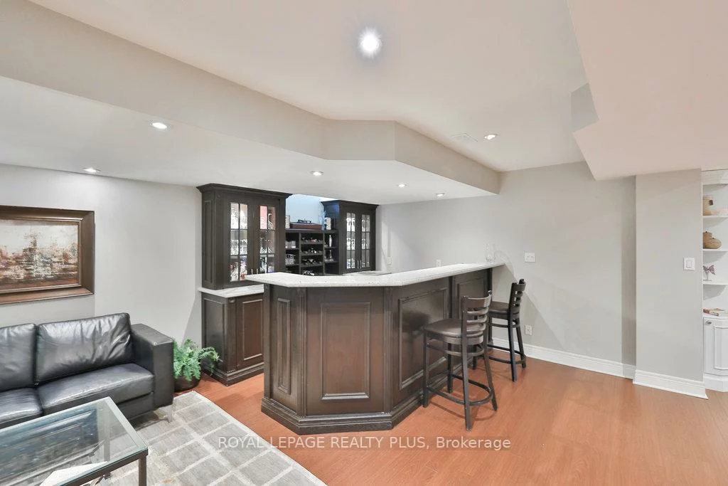 3321, Springflower, 1001 - BR Bronte, Oakville