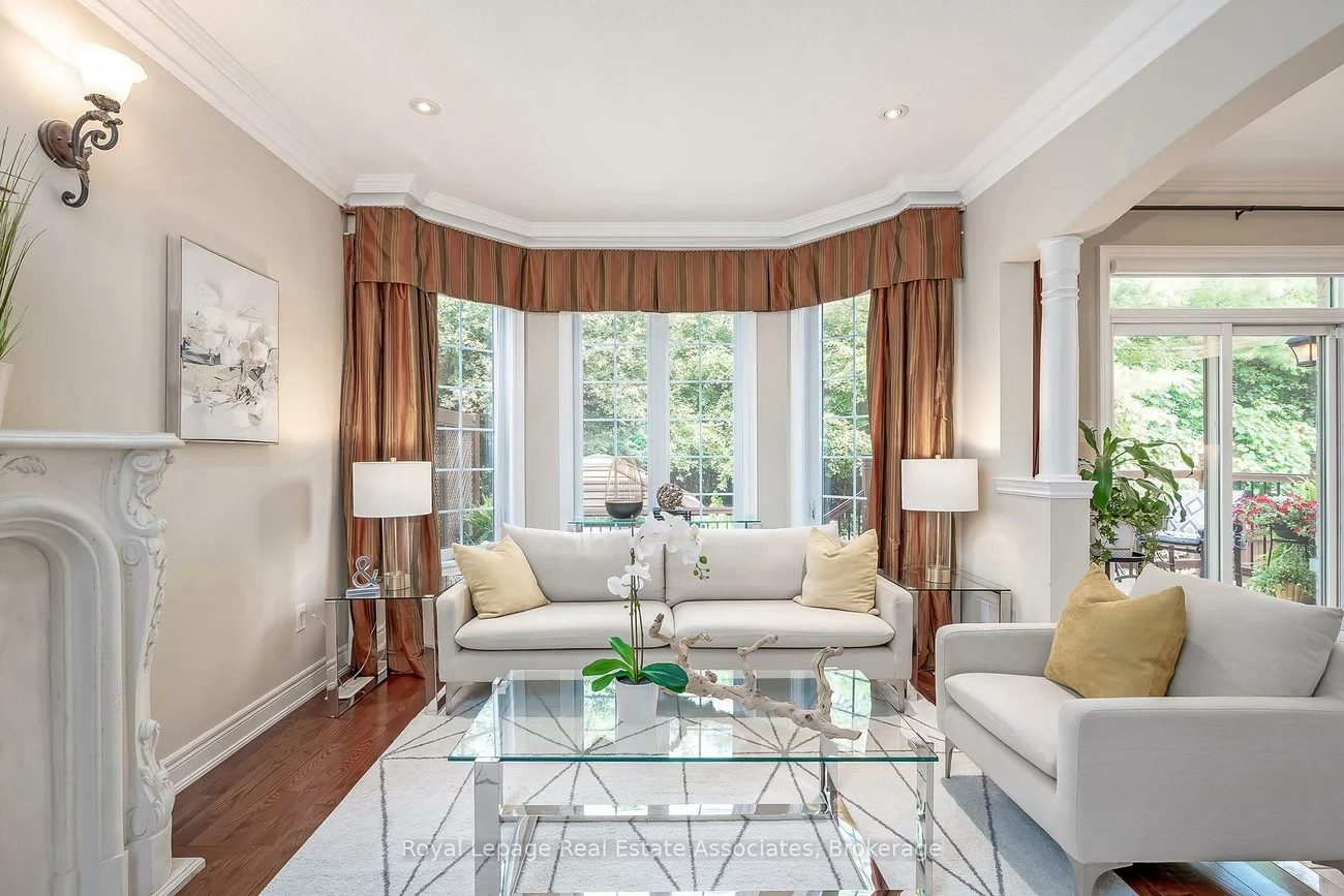 2257, Adirondak, 1022 - WT West Oak Trails, Oakville