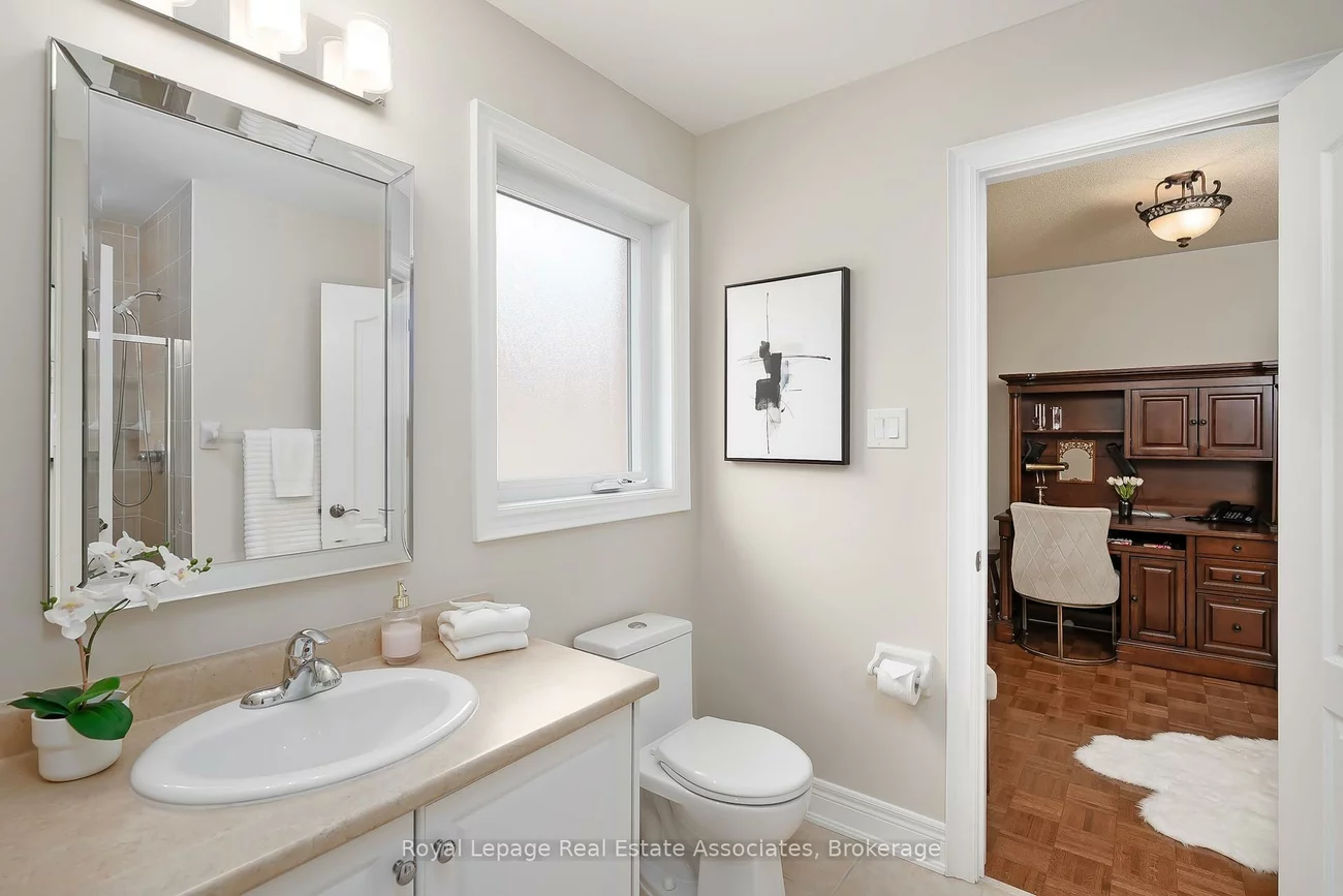 2257, Adirondak, 1022 - WT West Oak Trails, Oakville