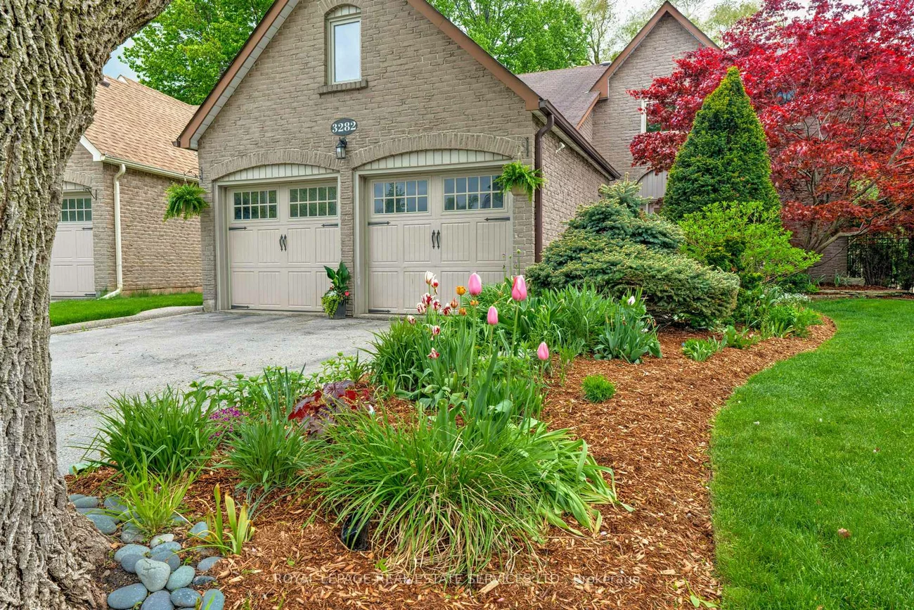 3282, Victoria, 1001 - BR Bronte, Oakville
