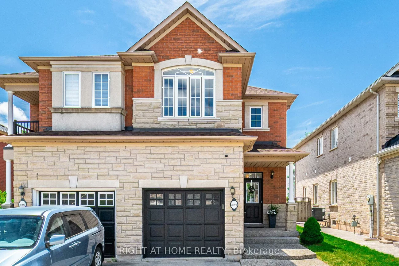 2304, Newcastle, 1022 - WT West Oak Trails, Oakville