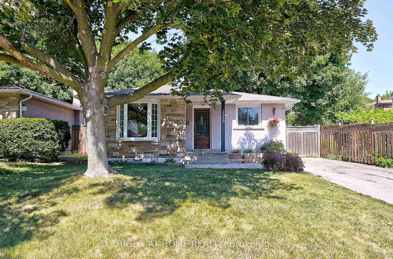 1358, Odessa, 1003 - CP College Park, Oakville