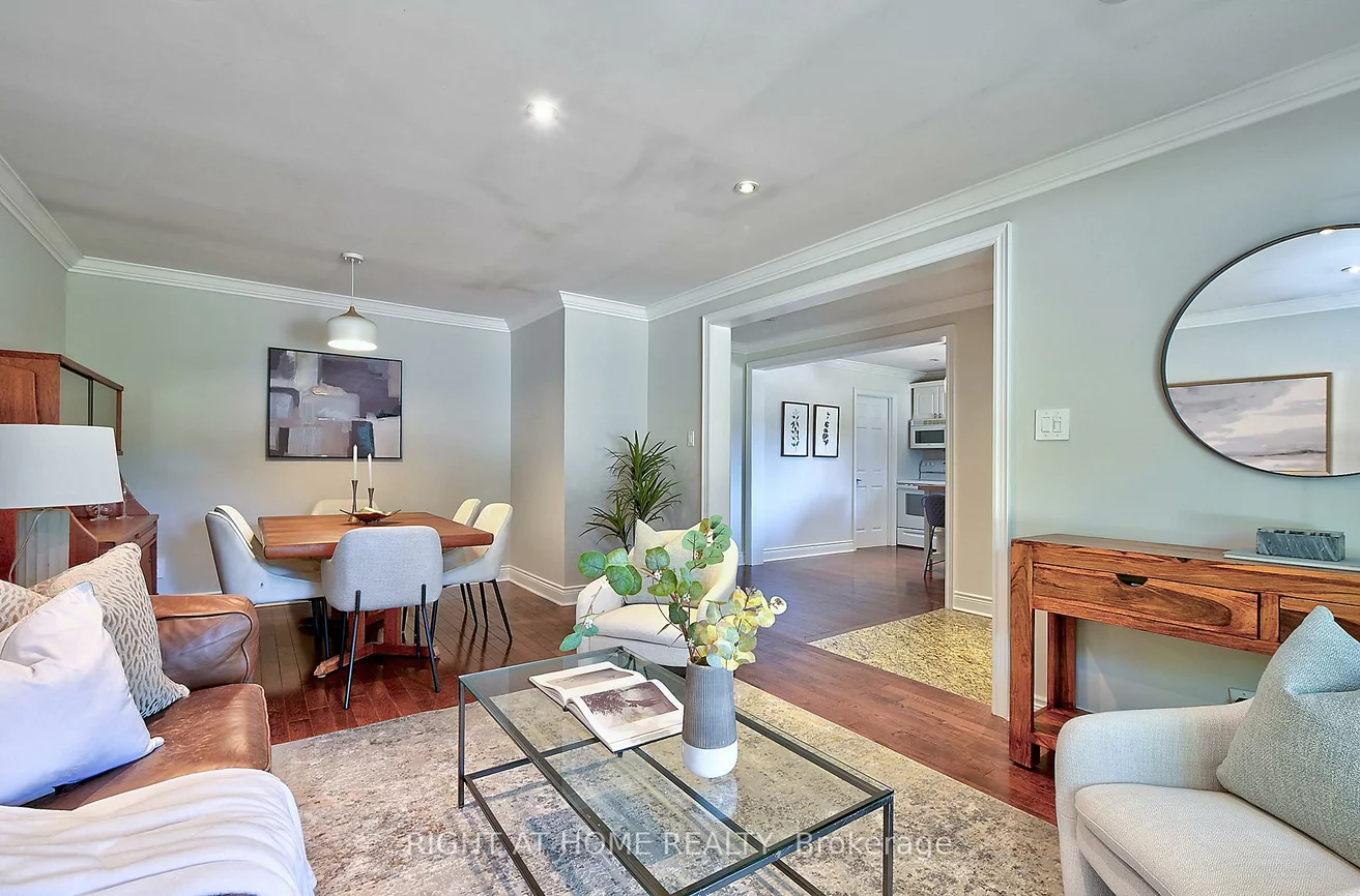 1358, Odessa, 1003 - CP College Park, Oakville