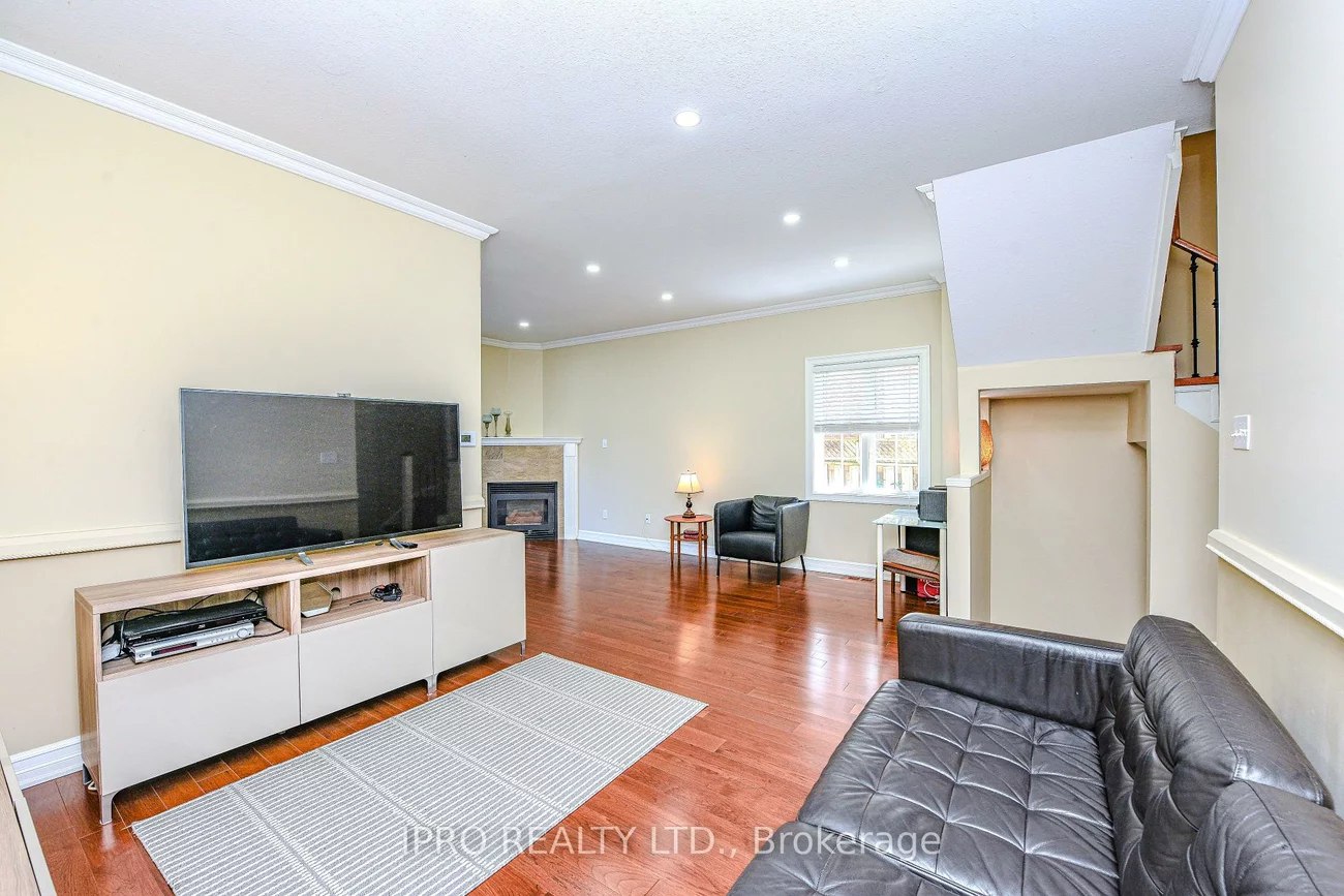 2377, Dalebrook, 1018 - WC Wedgewood Creek, Oakville