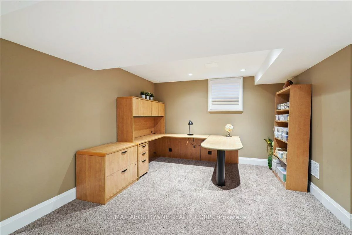 530, Hidden, 1008 - GO Glenorchy, Oakville