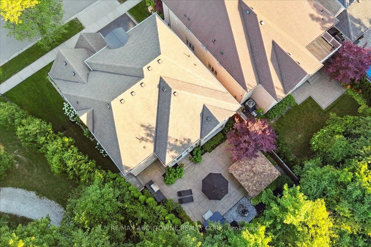 530, Hidden, 1008 - GO Glenorchy, Oakville