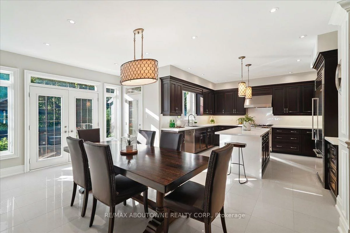 530, Hidden, 1008 - GO Glenorchy, Oakville