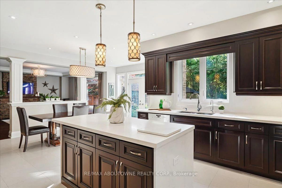 530, Hidden, 1008 - GO Glenorchy, Oakville