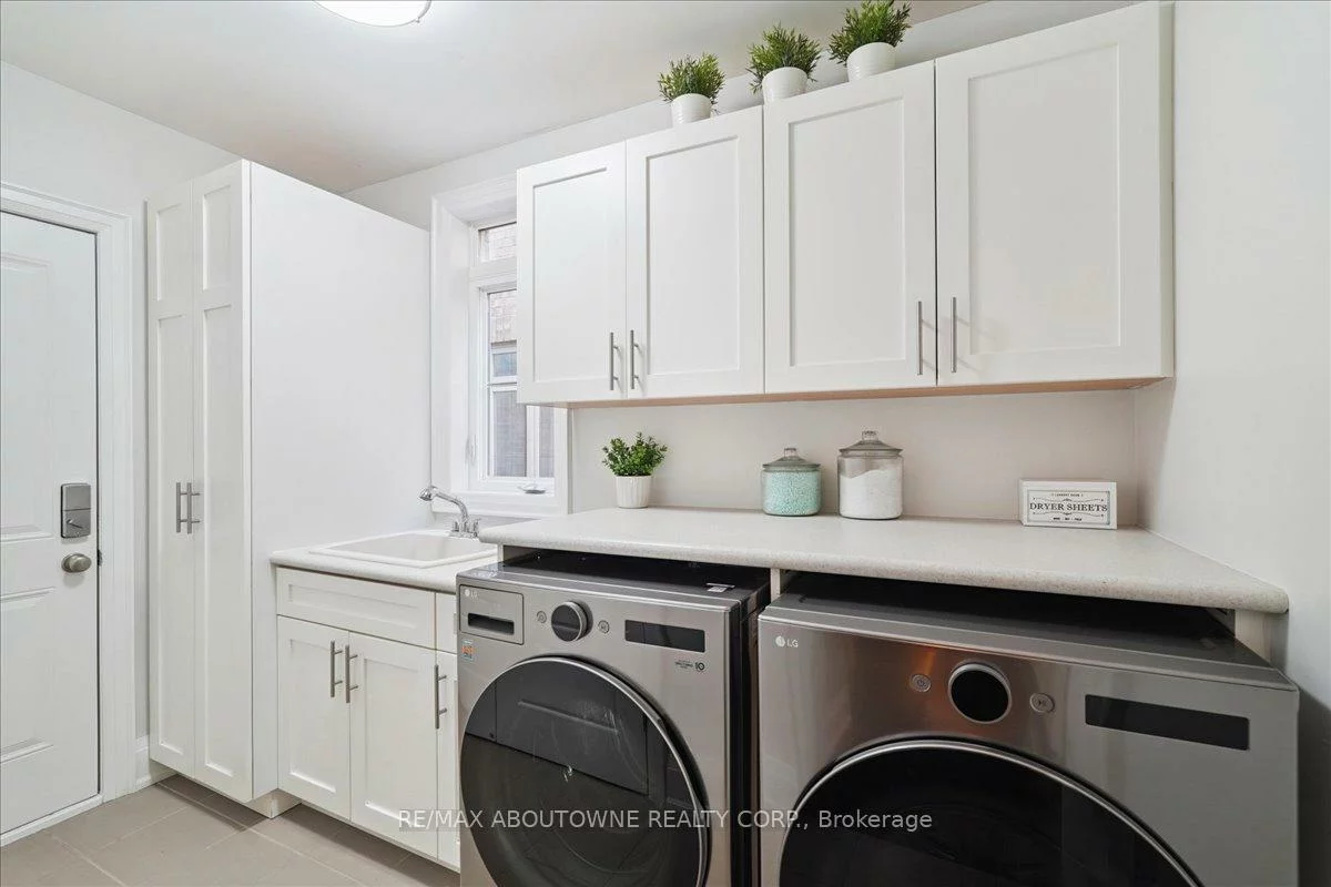 530, Hidden, 1008 - GO Glenorchy, Oakville
