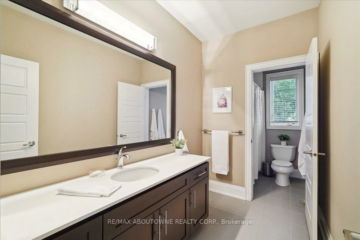 530, Hidden, 1008 - GO Glenorchy, Oakville