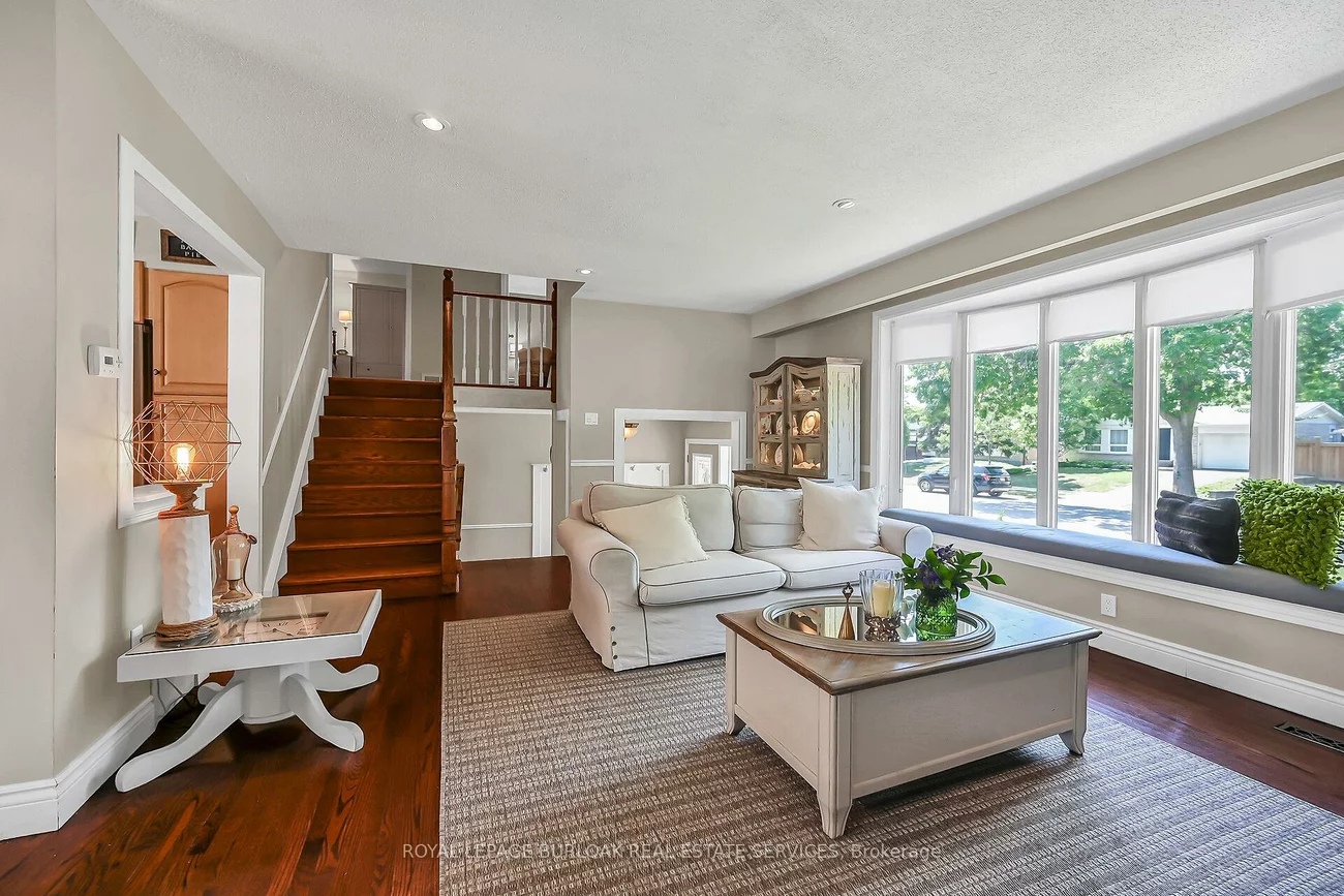 92, Osborne, 1003 - CP College Park, Oakville