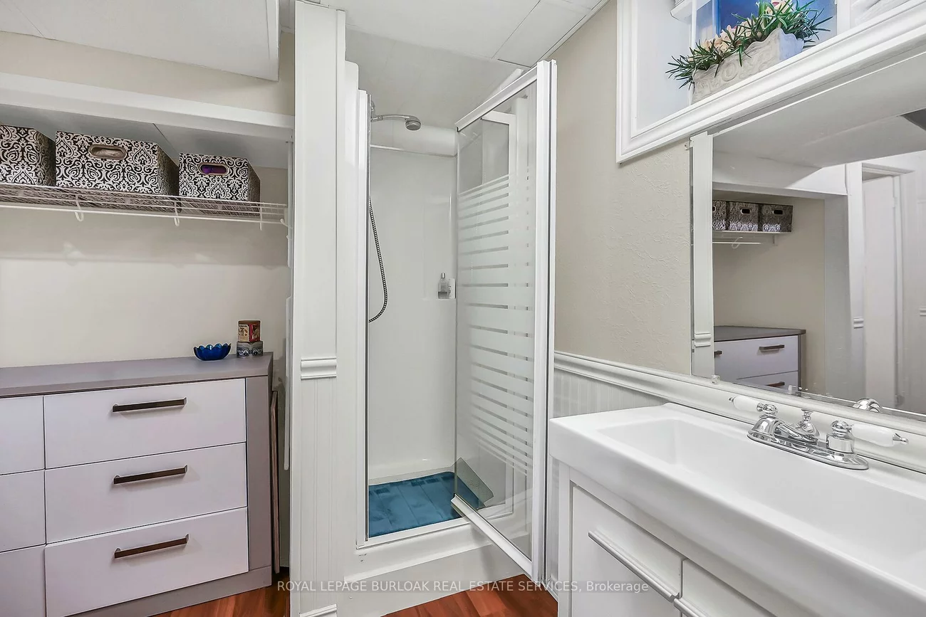 92, Osborne, 1003 - CP College Park, Oakville