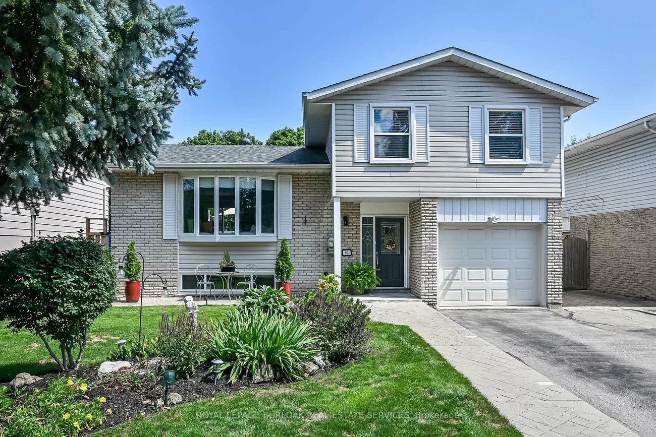 92, Osborne, 1003 - CP College Park, Oakville