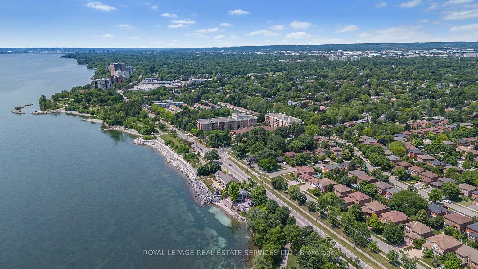 3551, Wass, 1001 - BR Bronte, Oakville