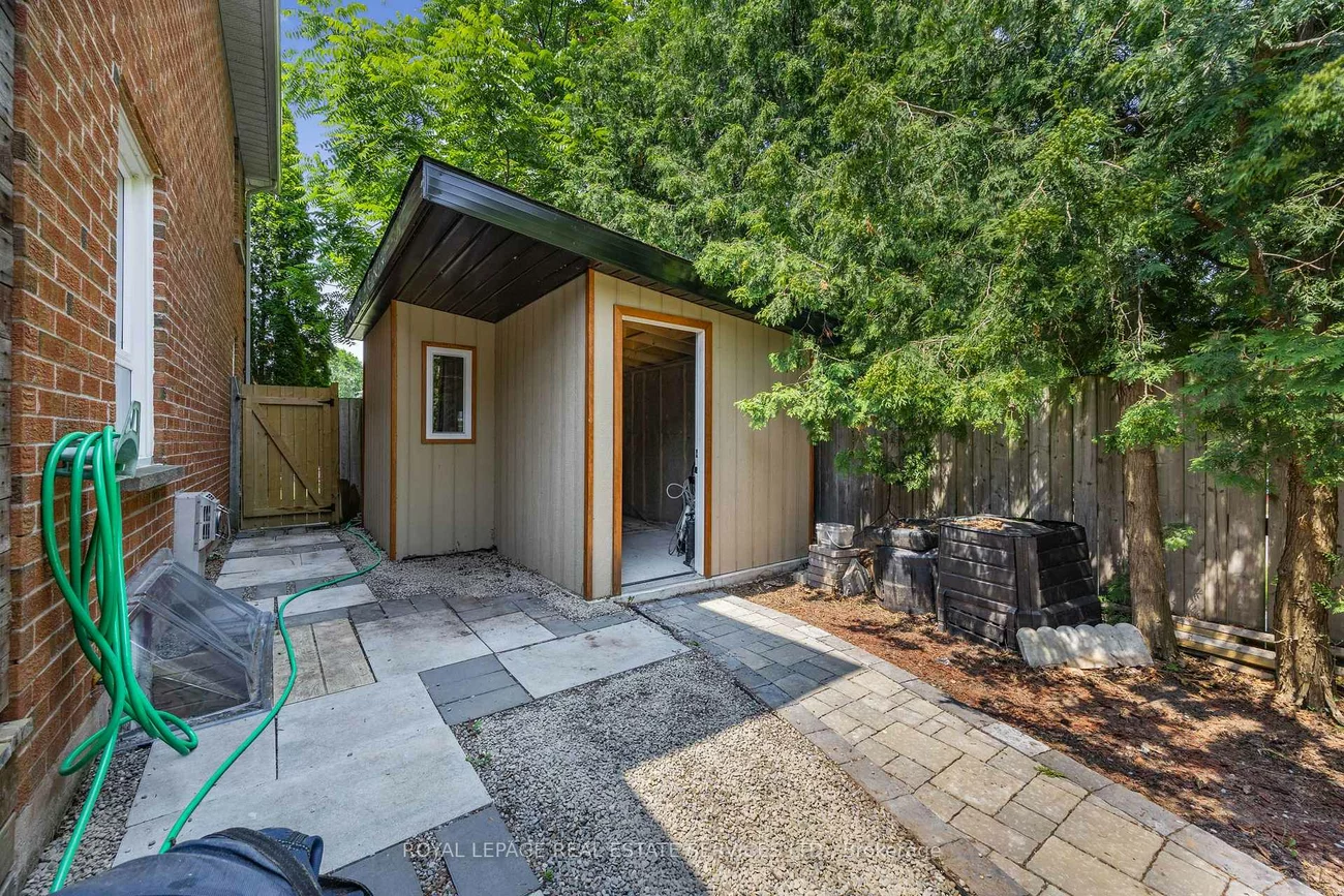 3551, Wass, 1001 - BR Bronte, Oakville