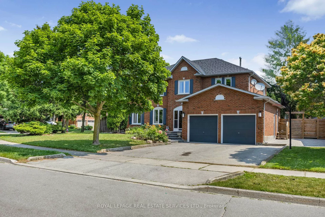 3551, Wass, 1001 - BR Bronte, Oakville
