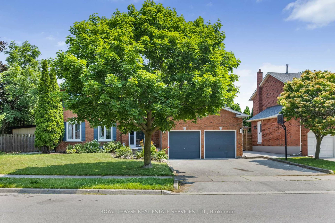 3551, Wass, 1001 - BR Bronte, Oakville
