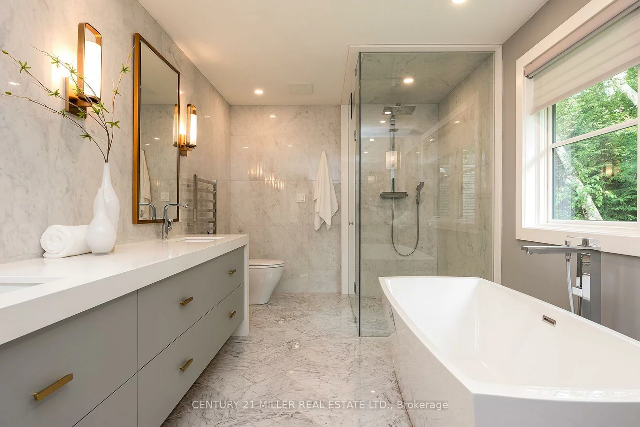 205, Forestwood, 1011 - MO Morrison, Oakville