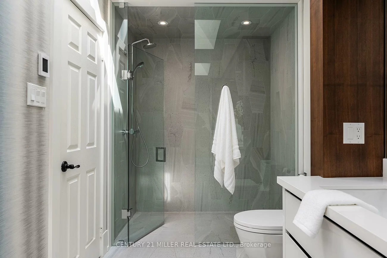 205, Forestwood, 1011 - MO Morrison, Oakville