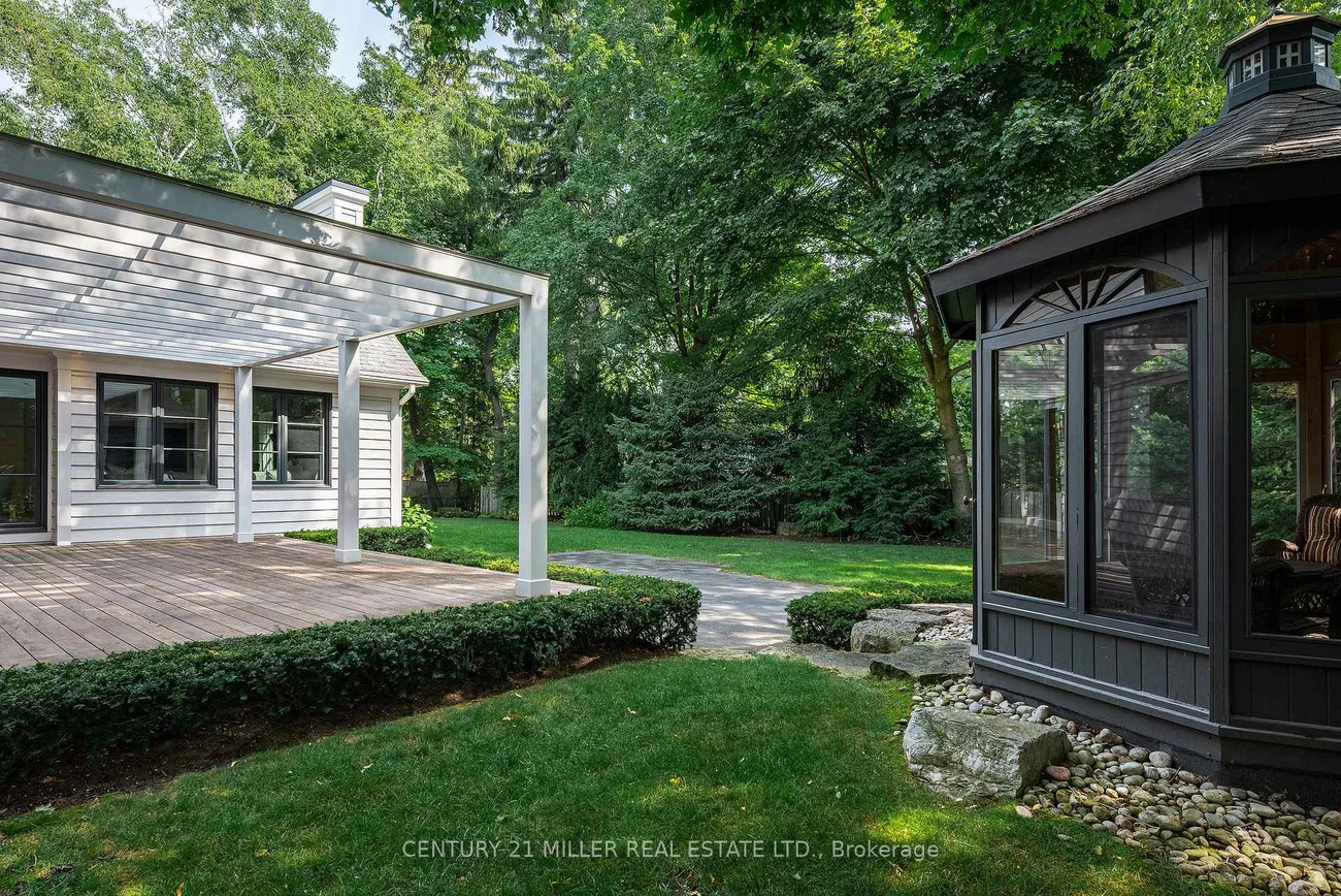 205, Forestwood, 1011 - MO Morrison, Oakville