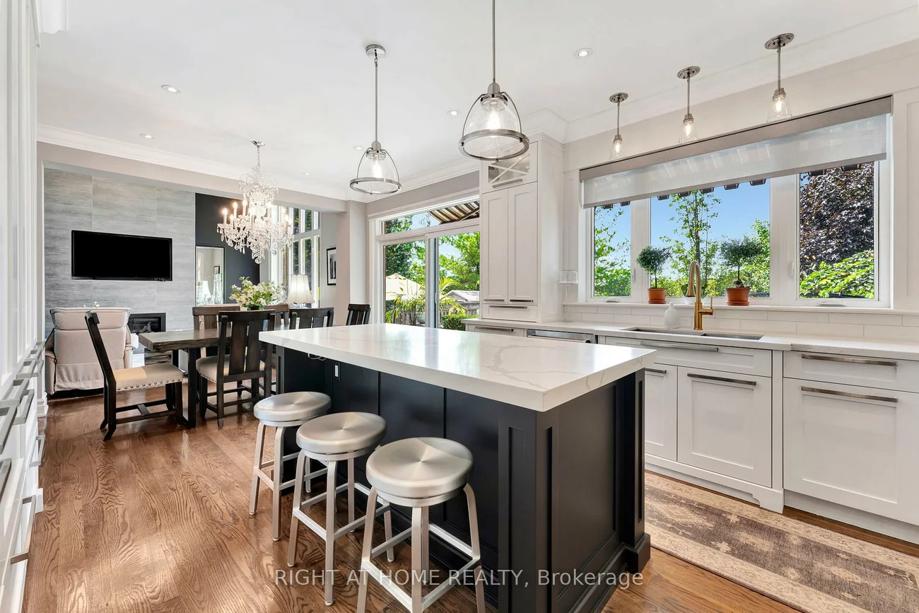 2469, Whistling Springs, 1019 - WM Westmount, Oakville
