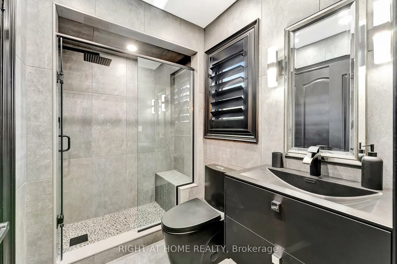 2469, Whistling Springs, 1019 - WM Westmount, Oakville