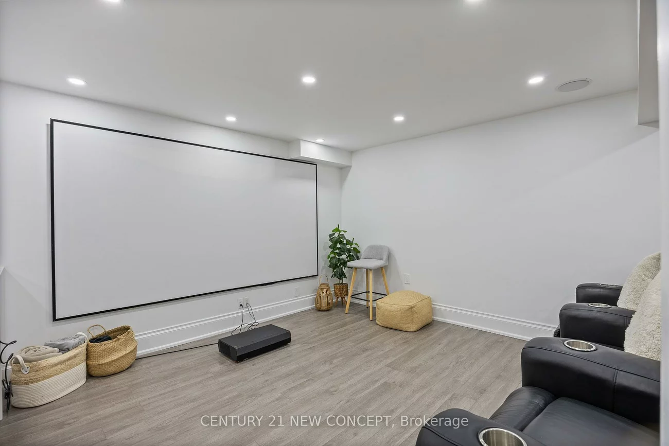 2587, Carberry, 1019 - WM Westmount, Oakville