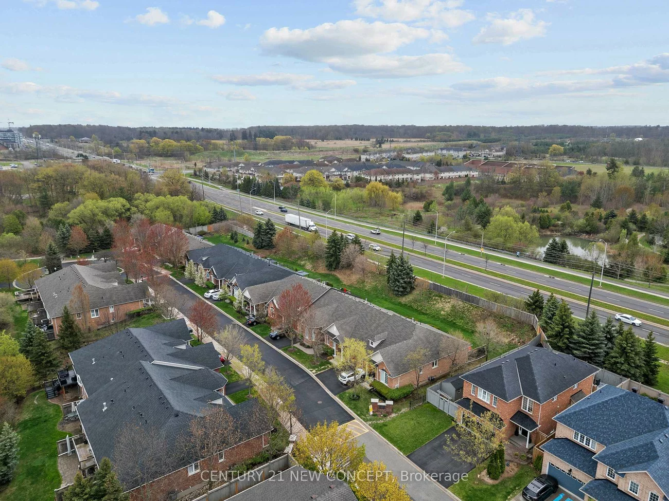 2587, Carberry, 1019 - WM Westmount, Oakville