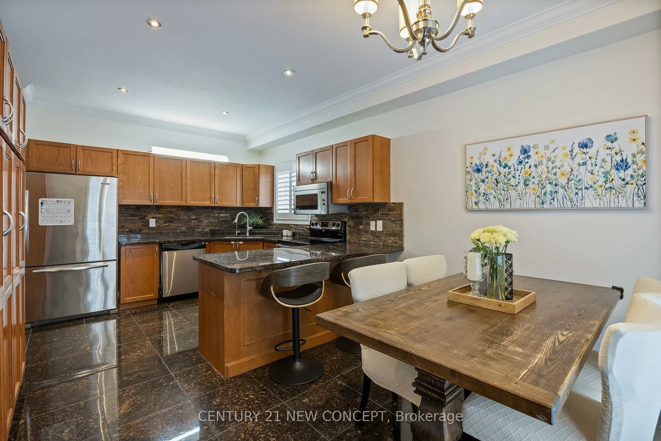 2587, Carberry, 1019 - WM Westmount, Oakville