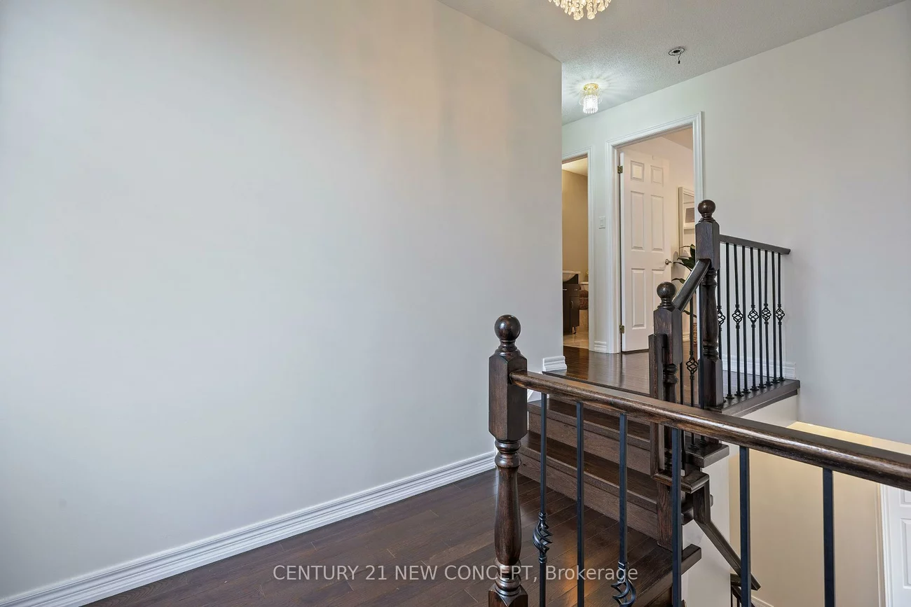 2587, Carberry, 1019 - WM Westmount, Oakville