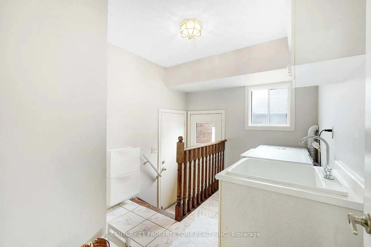 380, Summerchase, 1015 - RO River Oaks, Oakville