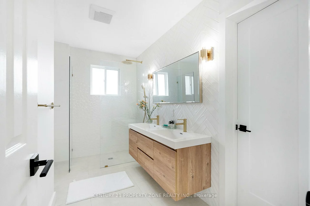 380, Summerchase, 1015 - RO River Oaks, Oakville