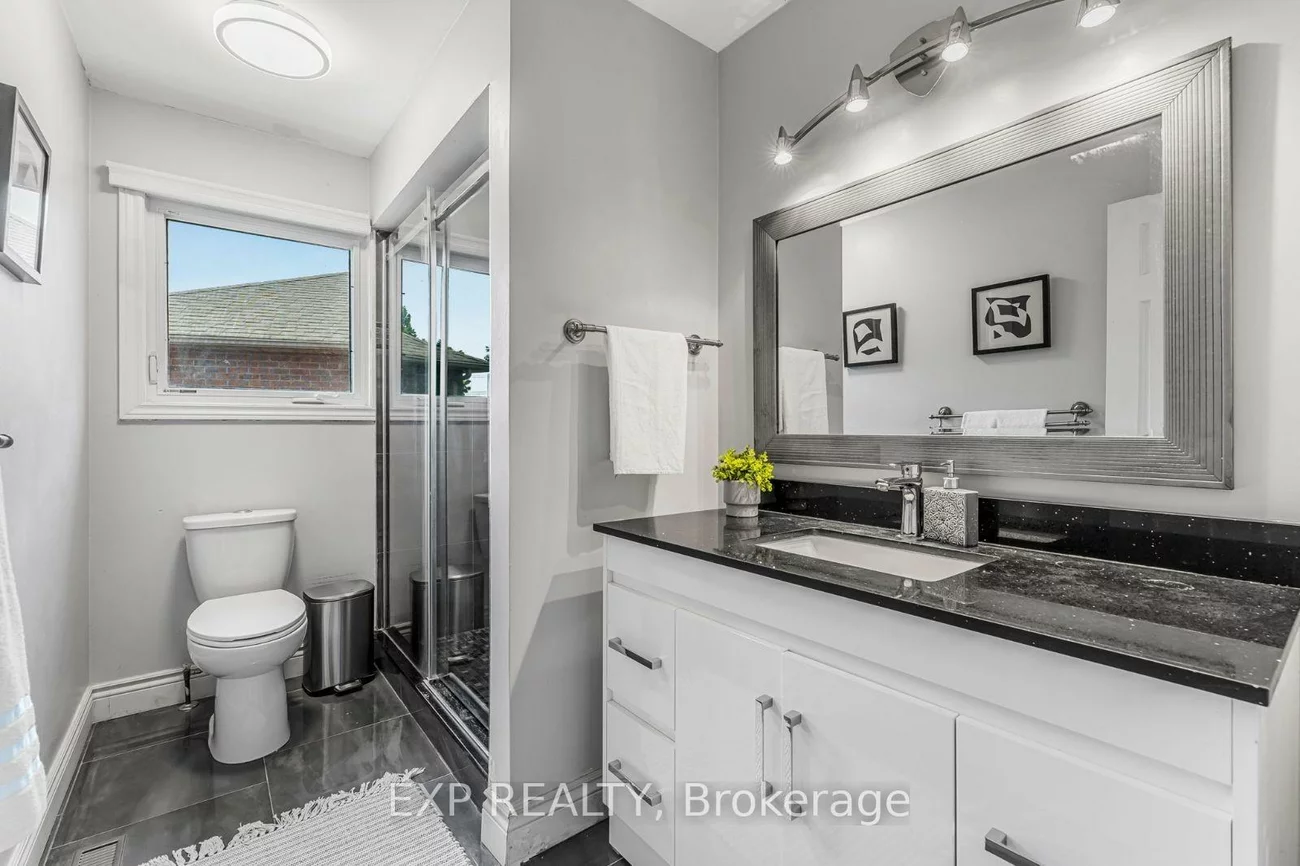 2816, Rosewood, 1004 - CV Clearview, Oakville