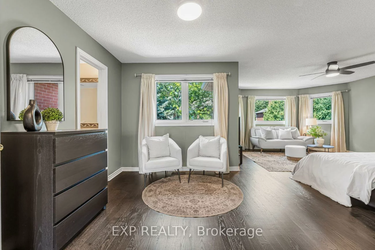 2816, Rosewood, 1004 - CV Clearview, Oakville