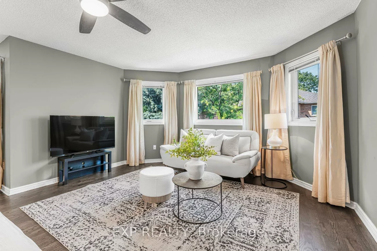 2816, Rosewood, 1004 - CV Clearview, Oakville