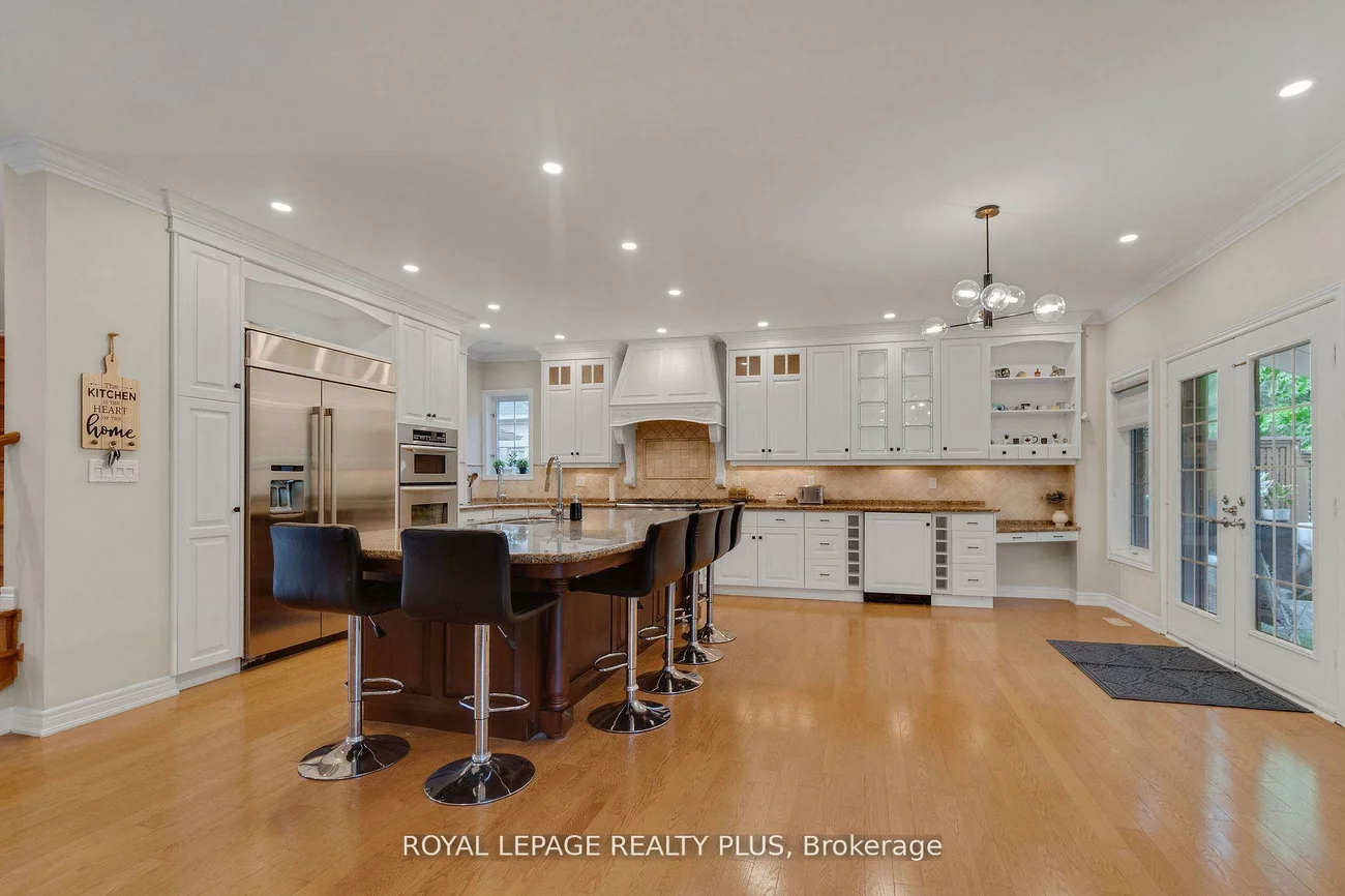 2376, Valley Forest, 1015 - RO River Oaks, Oakville