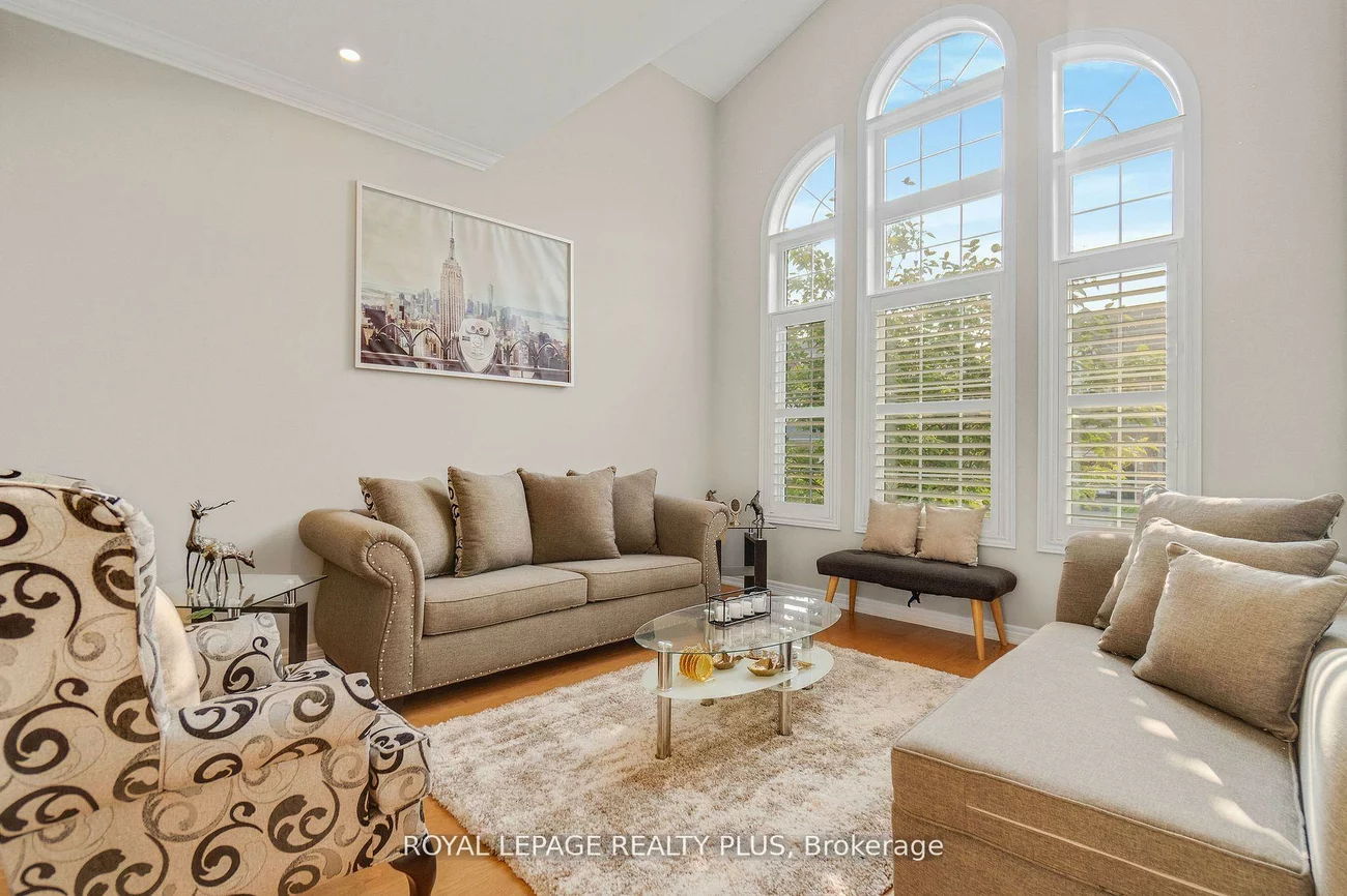 2376, Valley Forest, 1015 - RO River Oaks, Oakville